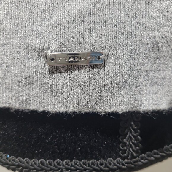 Tahari Knit Sleeveless Ribbed Mock Neck Sweater Size L Gray Stretch Minimalist - Picture 4 of 9